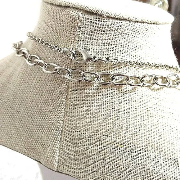 Woman Jewelry set of three heart jewelry. Necklace Earrings Silver Set - Picture 2 of 3